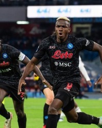  那不勒斯客场奏凯，奥斯梅恩头槌定乾坤