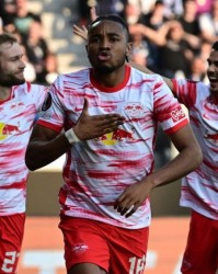  莱比锡红牛战术革新成功，高位逼抢打乱对手节奏  