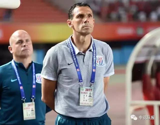  弗莱堡主帅运筹帷幄，临场换人收到奇效扭转战局