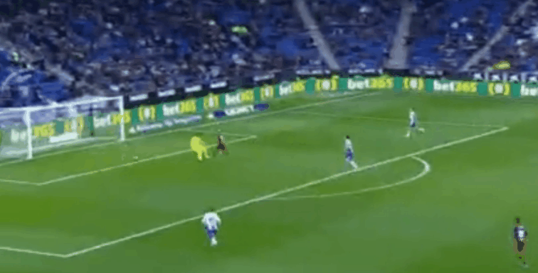  第戎主场遭遇逆转，后防失误葬送领先优势